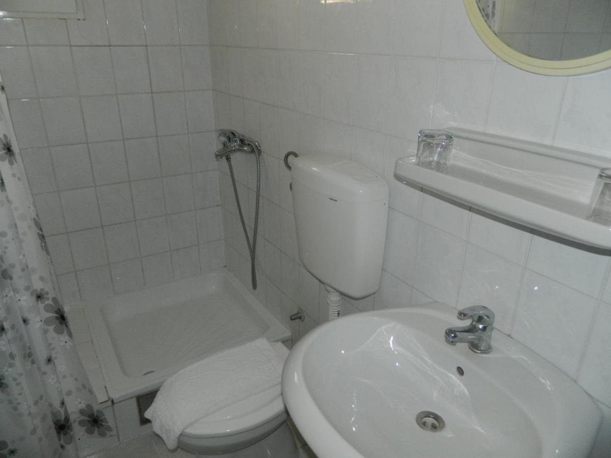 Apartment Mena Budva